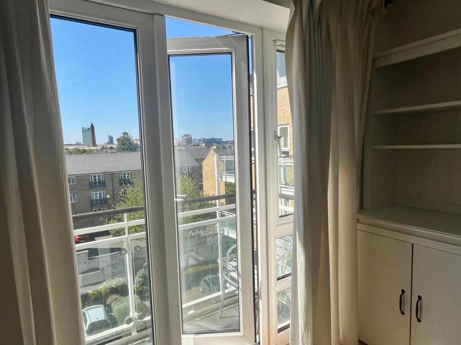 Riverside 1bd Near Canary Wharf Londres