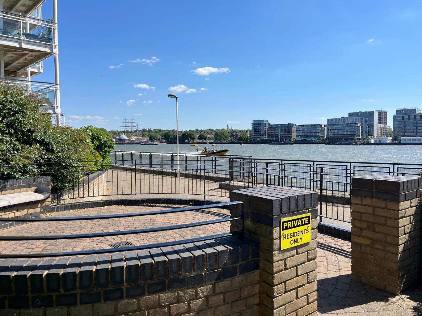 Riverside 1bd Near Canary Wharf * Londres